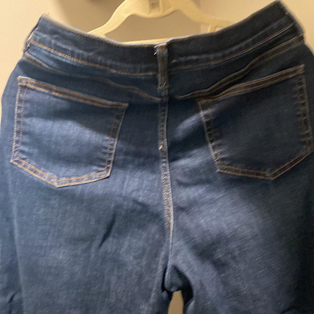Jeans - Picture 3 of 3